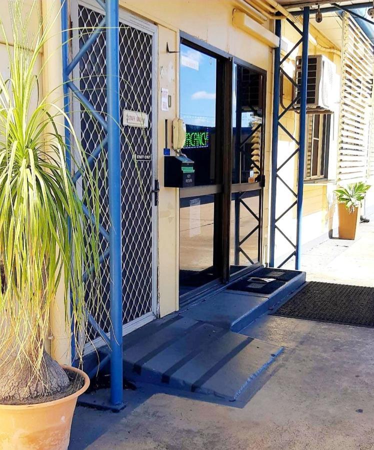 Burdekin Motor Inn Home Hill Екстериор снимка