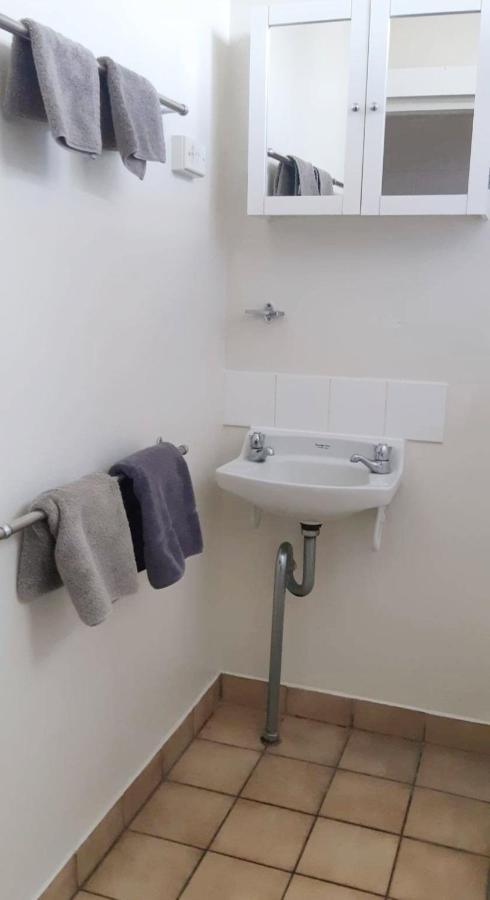 Burdekin Motor Inn Home Hill Екстериор снимка
